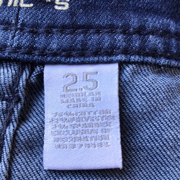 Chico’s Platinum dark wash straight leg jeans - Picture 10 of 10